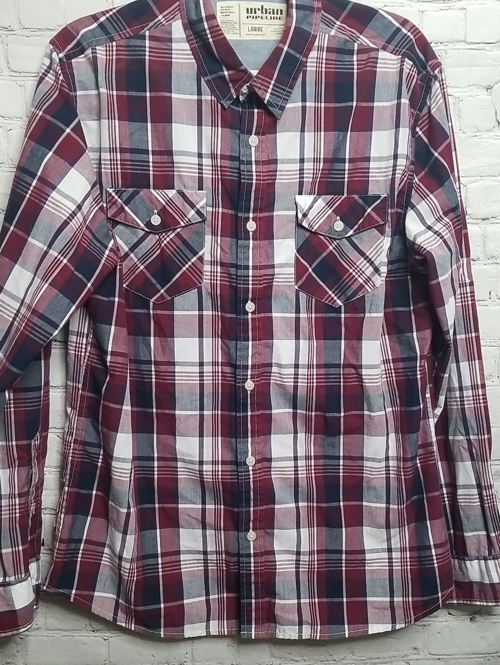 URBAN PIPELINE Mens Large Plaid Longsleeve Shirt Maroon White Black